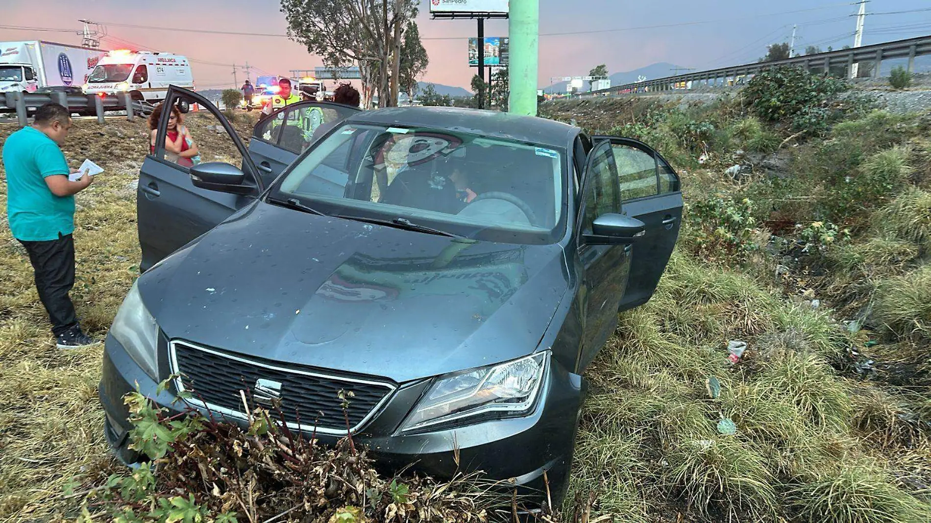 SJR POLI EL CARRO QUEDO (1)